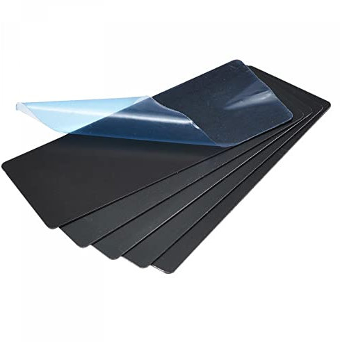 sourcing map Tarjeta de metal en blanco, 80 mm x 30 mm x 0,5 mm, placa de aluminio anodizado, color negro, 5 unidades