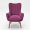 PLAYBOY Sessel mit Massivholzfüssen, Samt in Lila/Purple, Bestickung und Keder, Samtbezug, Retro-Design für Wohnzimmer, Schlafzimmer, Lounge oder Lesebereich, Ohrensessel in verschiedenen Farben