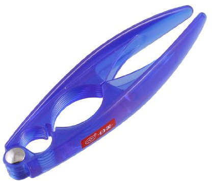 Ruilogod Agujeros de doble dentado de plástico Cascanueces Nuez de nuez Abrazadera azul