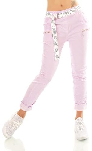 Zeralda Fashion Damen Hose Jogpants Baggy Boyfriend Stretch Freizeithose Schriftzug Gürtel 36-40 (DE/NL/SE/PL, Alphanumerisch, Einheitsgröße, Regular, Regular, Flieder-21314-16)