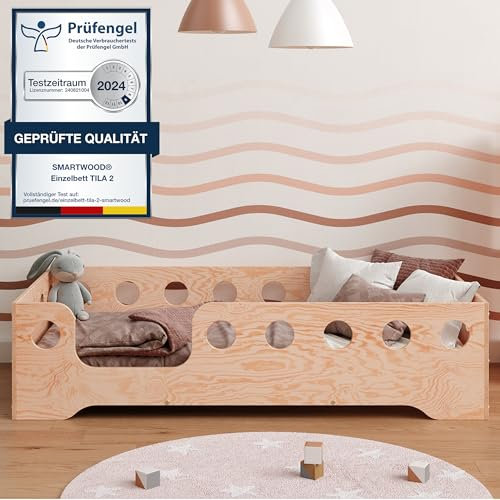 smartwood Kinder Bodenbett 140x200 cm – Kinderbett aus umweltfreundlichem Holz mit Rausfallschutz – Montessori Bett mit wählbarem Einstieg – Max. Belastung 300 kg – TILA 4L