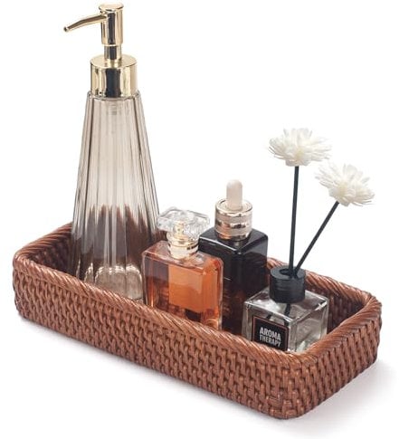 Rattan Badezimmer Eitelkeit Tabletts Toilettenbehälter Korb Aufbewahrung Lange Schmale Handtuch Aufbewahrungskorb für Lagerung, Dekorativ (Honigbraun 26 x 12.5 x 4cm)