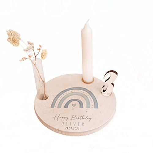 Personalisierter Geburtstagsteller aus Holz mit Kerzenhalter, Vase & Jahres Zahlen - Geburtstagsdeko mit Name - 1. Geburtstag Baby & Kinder Geschenk - ⌀16 cm x 12mm - hellomini (Regenbogen blau)