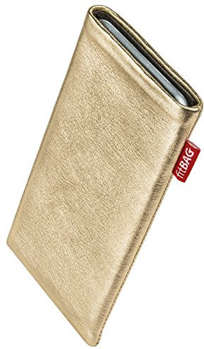 fitBAG Groove Gold Handytasche für Apple iPhone 15 Pro Max Tasche aus feinem Folienleder Echtleder mit Microfaserinnenfutter | Hülle mit Reinigungsfunktion | Made in Germany