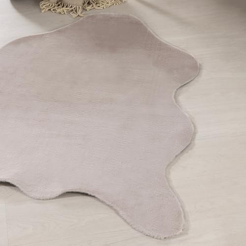 Koza Home Dekofell Teppich aus Tierfell 100x150 cm | Lammfell Teppich Weich und Flauschig Fell für Stühle | Deko Fell Fellteppich