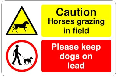 Please keep dogs on lead horse sign - 1.2mm Rigid plastic for indoor/outdoor usage (300mm x 200mm) Viewing Distance within 7m.