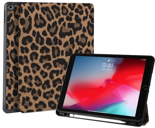 Fycyko Coque Compatible avec iPad 9ème / 8ème / 7ème génération 2021/2020 / 2019, iPad 10.2 Pouces Housse avec Porte-Stylo & Tip Cover, Mignon Motif Léopard, Marron