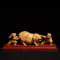 Figuren Skulpturen Statuen Dekoartikel Skulptur Zwei Kinder, Die Mit Schwein-Tier-Buchsbaum-Skulptur-Statue Spielen