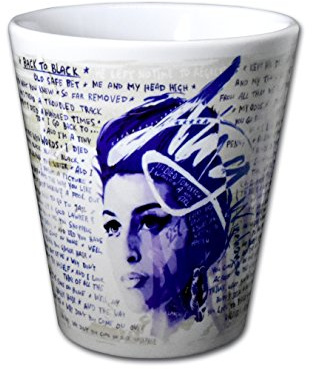 Amy Tasse - Club 27 Serie Handarbeit Designer Tasse aus brillanten Porzellan Unikat - Tasse, Becher, Kaffeetasse, Teetasse Keramik Tasse, 330ml, Geschenk für Freunde (Tasse Latte)