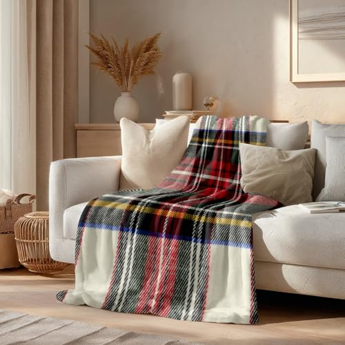 Batmerry Scottish Tartan Throw Blanket for Couch Sofa Bed,Square Green Wool Plaid Super Soft Warm Fuzzy Plush Blankets Decor Lightweight Cozy Travel Camping Blanket 60 x 80 IN
