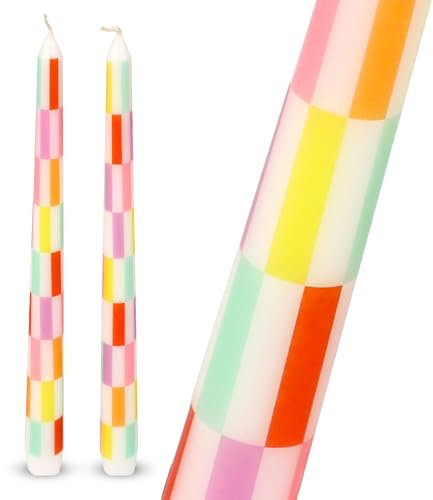 Talking Tables 2 x bougies de table hautes effilées à carreaux colorés 23cm en cire déco élégante pour centre de table et ambiance estivale non parfumées emballage éco durée de combustion prolongée
