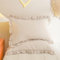 Freyamy Kissenbezug 40x80cm 2er Set Beige Rüschen Romantisch Mädchen Kopfkissenbezug Gewaschene Microfaser Weiche Kissenhülle Unifarben Plisseefalten Chic Kissenbezug mit Reißverschluss