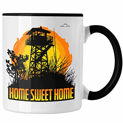 Trendation - Jäger Tasse Home Sweet Home im Hochsitz! Lustiges Geschenk für Jäger (Schwarz)
