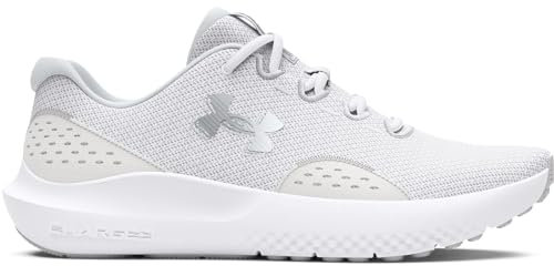 Under Armour UA W Charged Surge 4 Deportivas de mujer, ligeras y transpirables zapatillas para correr, color blanco/neblina distante/plateado metálico