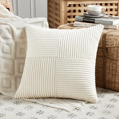 FDTERN 1 Stück Beige Kissenbezug 45x45 cm Weich Kordsamt Kissenbezüge Kissenhülle Dekokissenbezug Sofakissen Dekokissen Boho Deko für Sofa Schlafzimmer Wohnzimmer Balkon (Ohne Kissenfüllung)