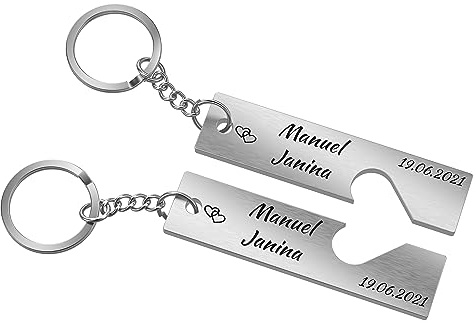 Urhome Schlüsselanhänger personalisiert mit Gravur 2er Set - Edelstahl Pärchen Anhänger - geteiltes Herz Motiv für Partner Mann Partnerin Frau Mama Freundin Freund Paare