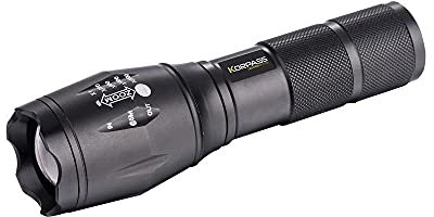 LINTERNA LED TUBULAR 10W 1500LM EXPOSITOR 6