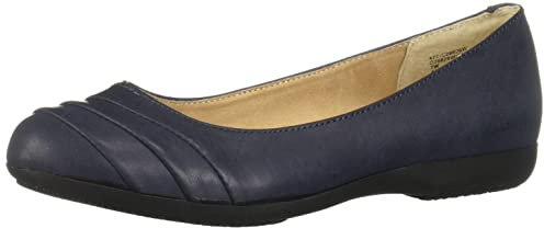 CLIFFS BY WHITE MOUNTAIN Women's Clara Ballet Flat, Navy Wide, 7 UK