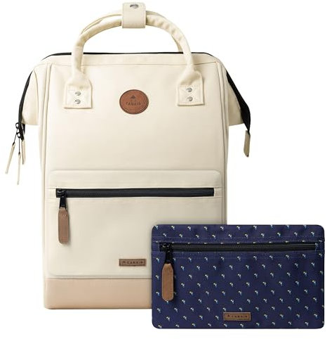 Cabaïa - Adventurer Rucksack Cap Town Maxi 23L - Wasserabweisend - Laptopfach bis zu 15 Zoll - 2 Vordertaschen - vegan zertifiziert - Rucksack für Reisen und Arbeit, Damen & Herren - Beige