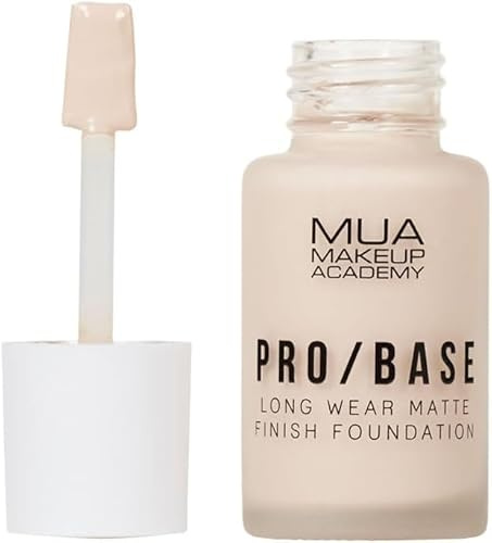 MUA Makeup Academy Pro/Base Full Coverage Long Wear Matte Finish Foundation, Farbton #101, 30 ml - Vegan & Cruelty Free