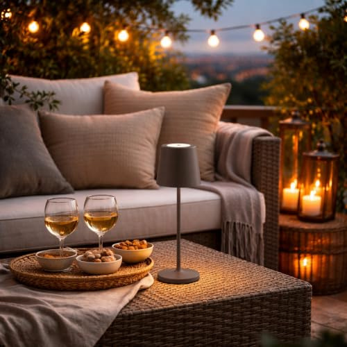 Lightbox LED Tischlampe für Innen & Außen | 37 cm / 23 cm Höhe, Ø 10 cm | | Lightbox LED Tischlampe für Innen & Außen | 37 cm / 23 cm Höhe, Ø 10 cm | kaffeebraune Outdoor Tischleuchte mit Touch-Dimmer