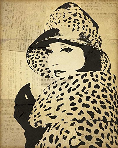 ART-PRINT-on-matt-paper-220gr- Fashion News II Archiv - Mode vertikales Bild zeitgenössische figurative Mode Frau Hut Mantel Glo Fine Art Print 26_X_20_in