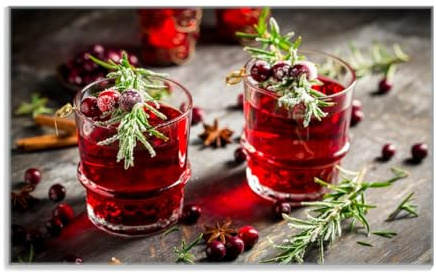 Wallario Frühstücksbrettchen aus Glas, Glasunterlage, Glasbrettchen Winterlicher Cranberry-Punsch mit Rosmarin, Größe 14 x 23 cm, Sicherheitsglas