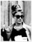 Breakfast at Tiffany's, Audrey mit Sonnenbrille Poster 30 x 40 cm Schwarz-Weiß Wandbilder Wanddeko