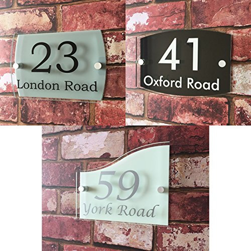 Cartello per casa in materiale acrilico di qualità, con numero civico e nome della via, personalizzabile