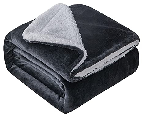 Mixibaby Flauschige Kuscheldecke Sherpa Coral extra weich & warm Wohndecke Flanell Fleecedecke, Größe:150 cm x 200 cm, Farbe:Antrazit