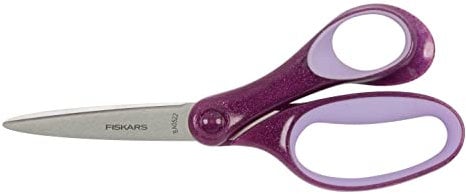 Fiskars Schülerschere, Schere für Kinder ab 12 Jahren, Rechtshändig, SoftGrip, Gesamtlänge: 18 cm, Edelstahl-Klingen, Glitzerndes Violett, 1067860