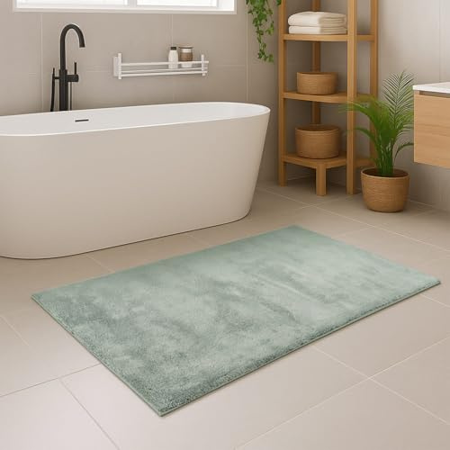 carpet city Badezimmer-Teppich Waschbar Jade-Grün 67x110 cm - Weicher Badvorleger Einfarbig rutschfest - Duschvorleger, Badematte Soft-Touch Haptik
