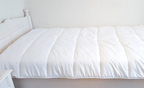 TM Maxx Alex Decke mit dezentem Ringe Muster Bettdecke Monodecke Mikrofaser 200x220cm