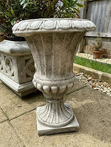Urne en pierre cannelée | Statue de jardin extérieur antique classique pot de fleurs décoration vase