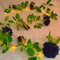 Fielegen 2M Künstliche Rosen Blumegirlande mit Lichterkette, Batteriebetrieben Hängende Rosenranke mit 20 LED-Licht für Innen Zimmer Home Garten Hochzeit Party Valentinstag Schwarze Halloween Dekor