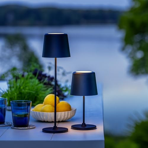Lightbox LED Tischlampe für Innen & Außen | 37 cm / 23 cm Höhe, Ø 10 cm | matt schwarze Outdoor Tischleuchte mit Touch-Dimmer | mobil/kabellos/portable | per USB aufladbar/Akku | 310 lm & 3000 K
