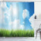 ABAKUHAUS Himmel Duschvorhang, Sunny Day Grass Wolken, Stoffliches Gewebe Badezimmerdekorationsset mit Haken, 175 x 240 cm, Grün Weiß Blau
