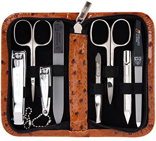 DREI SCHWERTER - Maniküreset 'Roma' - Nageletui mit 8 Instrumenten: Nagelschere, Hautschere, Fuß/Finger-Nagelknipser, Nagelreiniger, Pinzette, Glasnagelfeile, Saphirnagelfeile - cognac/straussoptik
