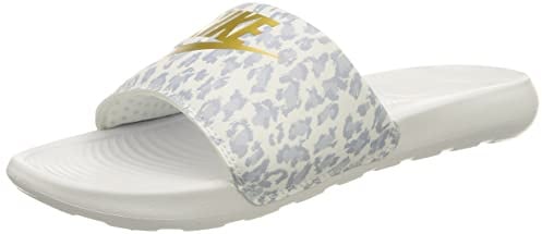 Nike Damen Victori Slipper, CN9676-103, Weiß Metallic Gold Wolf Grau, 35.5 EU
