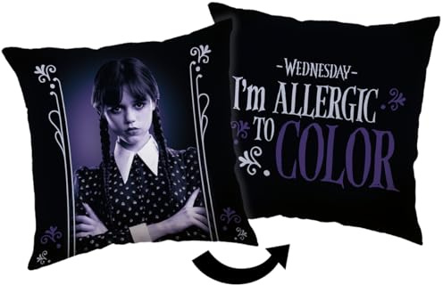 Jerry Fabrics Mittwochskissen, 40 x 40 cm, wendbar, violett, quadratisch, Zitat I'm Allergic to Color, Netflix-Serie, Fan-Geschenk, Gothic-Schlafzimmer, Mittwoch, Addams, Sofakissen