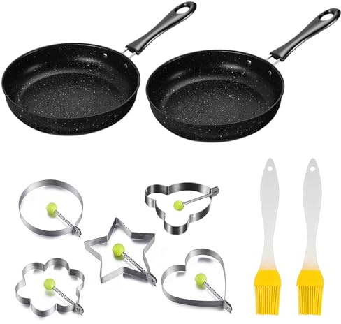 2 Stück Kleine Pfanne 12cm, Antihaft Mini Pfanne Induktion mit Griff Kleine Eierpfanne mit 2 Bürsten 4 Eierformen zum Braten von Eiern Speck Schinkenscheiben Steaks für Gasherd Induktionsherd