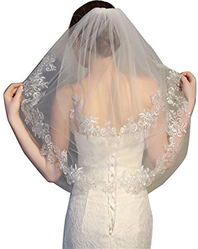 DAIHAN 2-stufiger Elegent Hochzeit Schleier Spitze Brautschleier mit Kamm Exquisite Spitzenstickerei Blumen-Rand-Schleier Kurze Brautschleier aus Tüll für Party Beige
