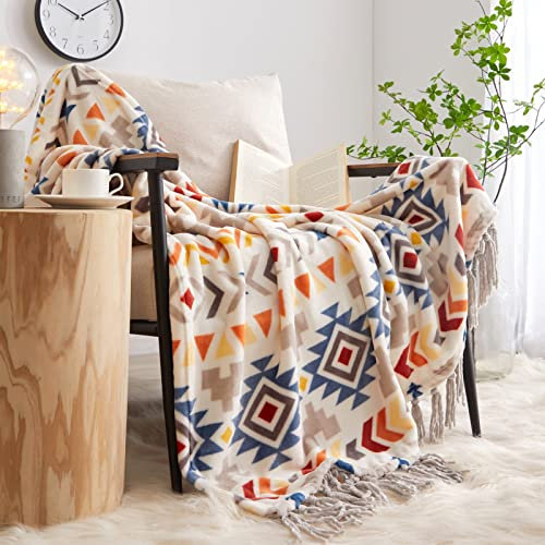 CASAAGUSTO Boho-Überwurf mit Quaste, bunt, dekorativ, Bedruckte Flanell-Decke für Stuhl, Bett, Sofa, Couch (50 x 60 cm, bunt)