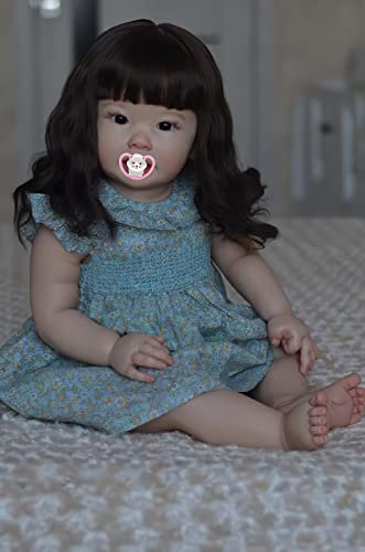 MineeQu 28 Zoll Lebensechte Süßes Gesicht Mund Offen mit Zähnen Riesige Babygröße Lange Schwarze Haare Wiedergeborene Babypuppen Weicher gewichteter Körper Realistische Neugeborene Puppen Prinzessin