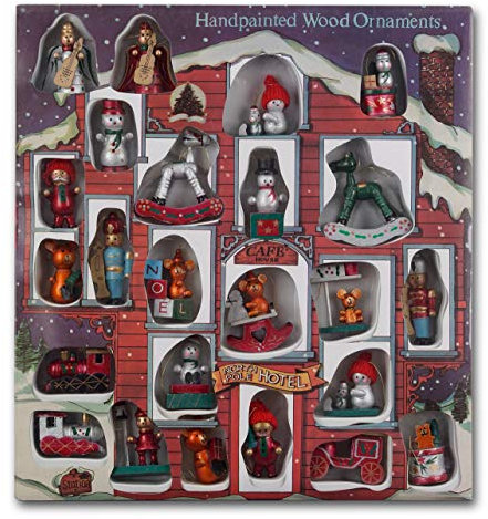 BRUBAKER 24-TLG. Set Weihnachtsbaumschmuck aus Holz, bis zu 7,5 cm große Figuren, handbemalt und in exkl. XXL Weihnachts-Geschenkbox