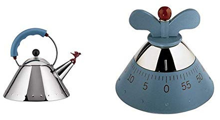Alessi 9093 Bollitore con Manico e Fischietto a Uccellino di Design in Acciaio Inox, Azzurro & Kitchen Timer A09 Timer da Cucina di Design con Movimento Meccanico in Resina Termoplastica, Azzurro