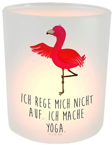 Mr. & Mrs. Panda Kerze Flamingo Yoga - Geschenk, Windlicht Glas, Ärger, Windlicht Deko, Windlicht Dekorieren, Baum, Yoga-Übung, Teelichtglas, Yogi,