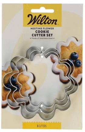 Wilton Nesting Cookie Cutter Set, Emporte-Pièces, Flower, Set,/3 | Emporte-pièce pour Biscuits, Sablés, Pâte, Fondant, Pâte d'Amande et bien plus encore