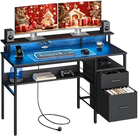 VASAGLE Bureau Gaming, avec Tiroirs en Tissu, Table Informatique avec Support d'Écran, Lumières LED, 55 x 135 x 90 cm, Multiprise, 2 Ports USB, pour Bureau à Domicile, Noir Boisé LWD094B56