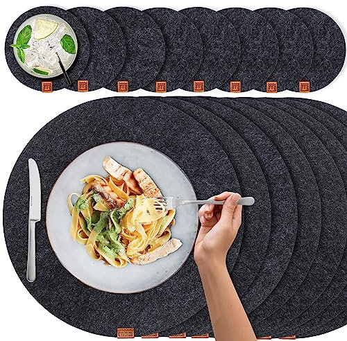 Miqio® Design Runde Tischsets aus Filz abwaschbar | Mit Marken Echtleder Label und Glasuntersetzer | 8 Platzsets 8 Untersetzer | Filzmatte Platzdeckchen waschbar